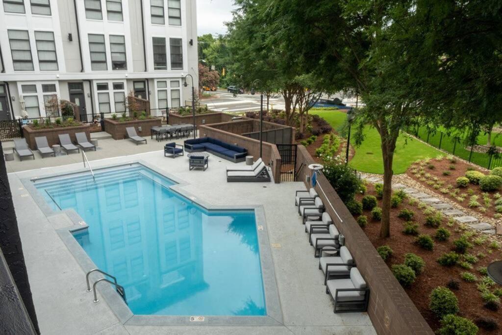 Appartamento Townhouse In Uptown King Bed-Wi-Fi-Free Parking-Pool Charlotte Esterno foto